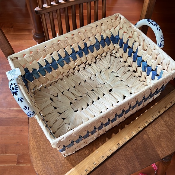 NWT 10,000 Villages Basket ceramic handles - Picture 3 of 8